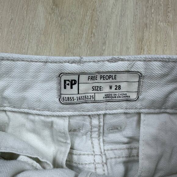 Free People White High Rise Sweet Surrender Shorts Size 28 - Picture 10 of 11